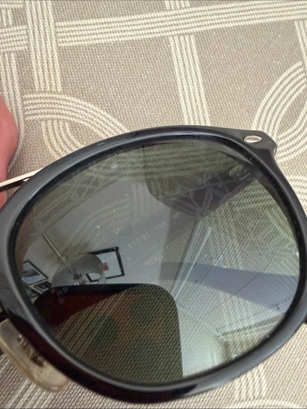 Ray-Ban stylish ray